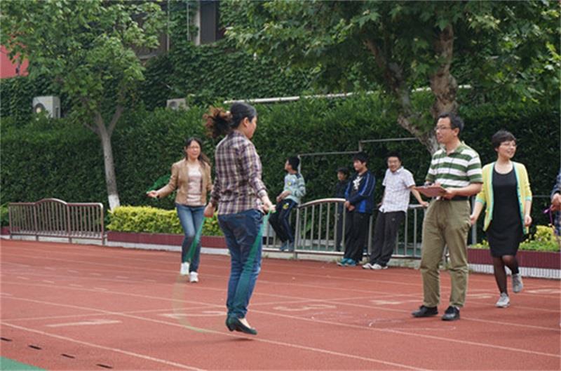http://s.yun12.cn/ncsyzx/images/3yzh3rxer3v20200520110445.jpg